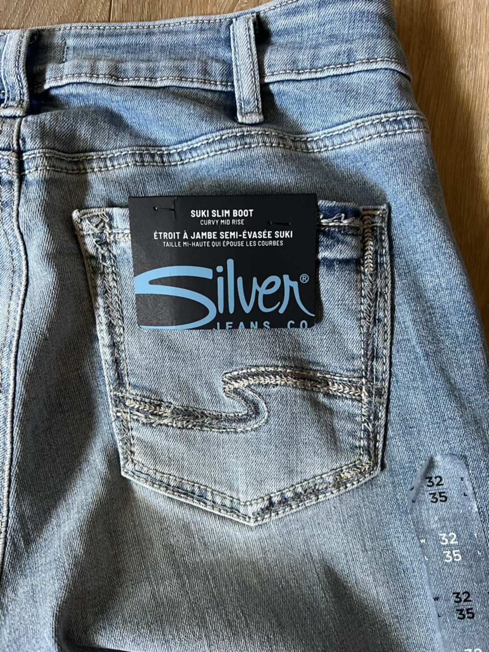 SILVER JEANS Suki Slim Boot Curvy Mid Rise Jean NWT - Picture 10 of 10